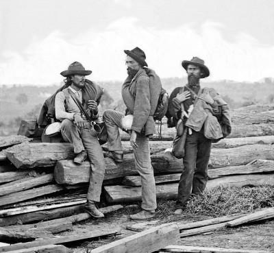 confederate-prisoners2.jpg